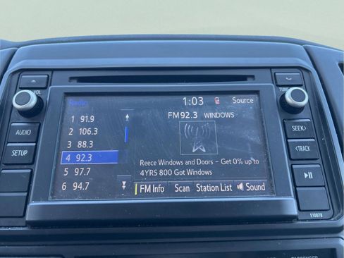 Used 2015 Toyota Tacoma 2WD Access Cab w/ Convenience Package image 28