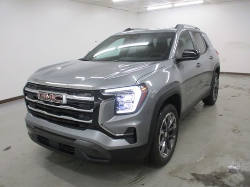 New 2026 GMC Terrain Elevation w/ Elevation Premium Package AWD/4WD image 2