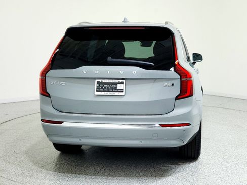 Used 2026 Volvo XC90 B6 Plus image 2