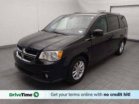 Used 2019 Dodge Grand Caravan SXT FWD image 1