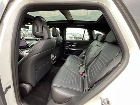 Used 2024 Mercedes-Benz GLC 43 AMG 4MATIC w/ Driver Assistance Package image 15