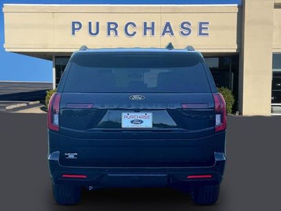 New 2026 Ford Expedition Platinum