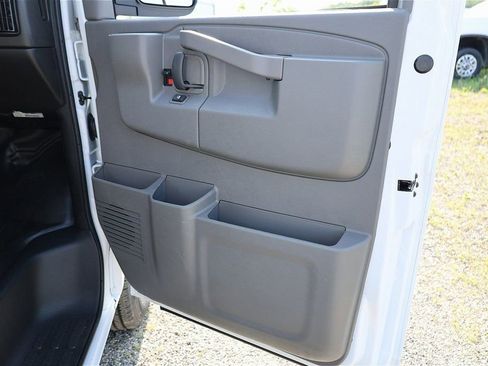 New 2025 Chevrolet Express 2500 w/ Driver Convenience Package RWD image 19
