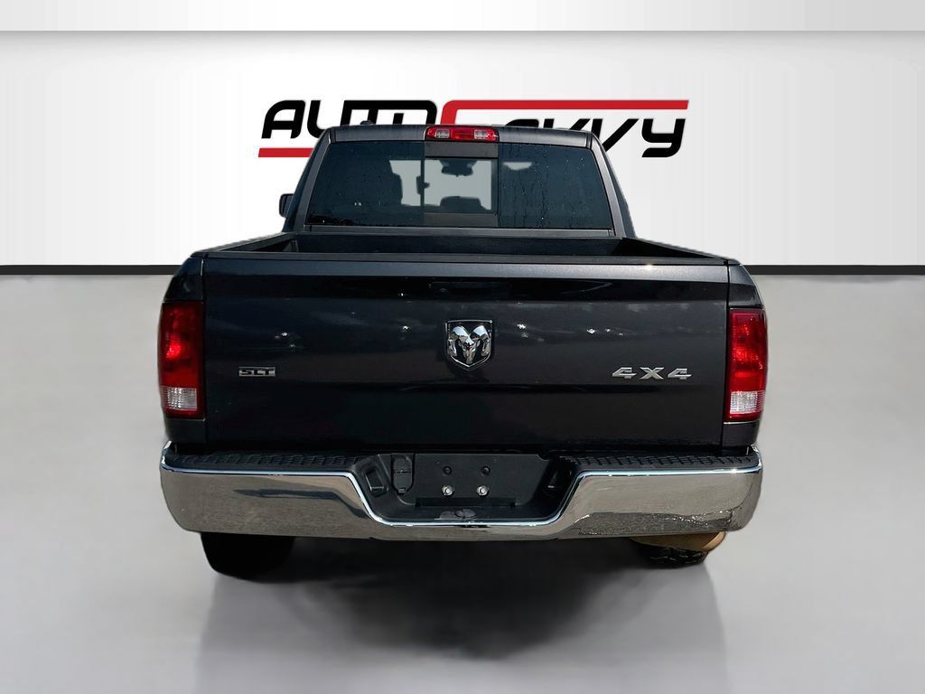 Used 2020 RAM 1500 Classic SLT AWD/4WD image 6