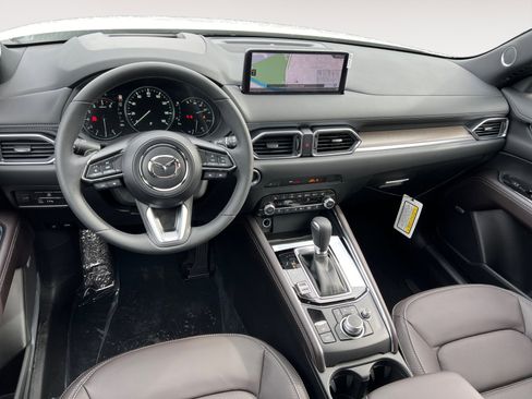 New 2025 MAZDA CX-5 Signature image 15