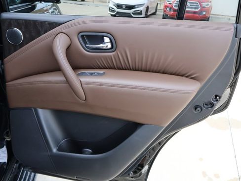 Used 2024 Nissan Armada Platinum w/ Captain's Chairs Package AWD/4WD image 45