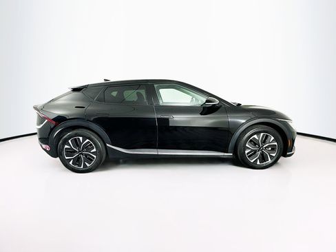 Used 2024 Kia EV6 Light RWD image 10