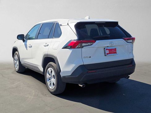 Certified 2025 Toyota RAV4 LE FWD image 5
