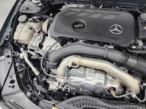 Used 2025 Mercedes-Benz CLA 250 4MATIC image 17
