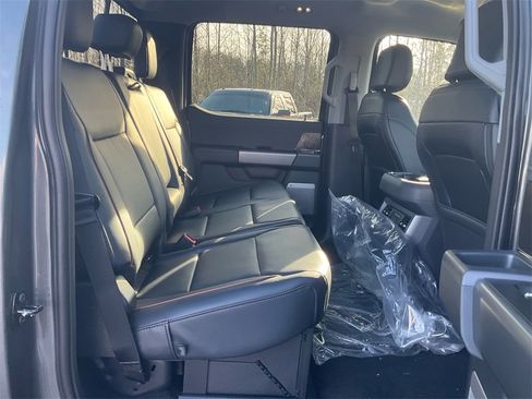 New 2026 Ford F250 Lariat w/ Chrome Package image 13