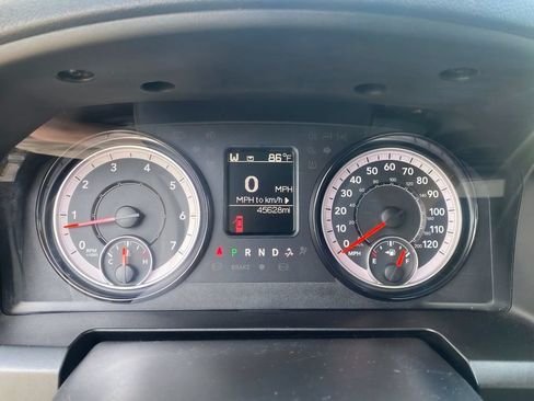 Used 2024 RAM 1500 Classic SLT AWD/4WD image 20