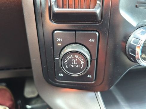 Used 2024 Ford F150 Lariat w/ Equipment Group 502A High AWD/4WD image 19