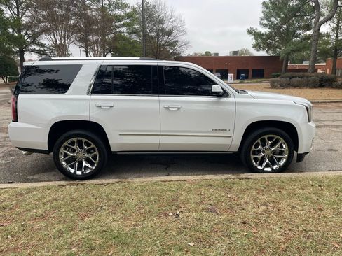 Used 2019 GMC Yukon Denali w/ Denali Ultimate Package image 6