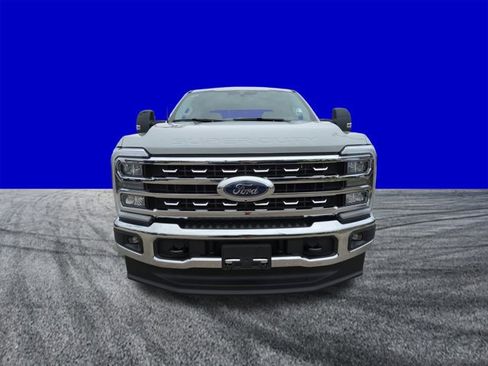 New 2026 Ford F250 Lariat w/ FX4 Off-Road Package image 9