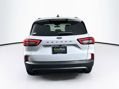 Used 2025 Ford Escape ST-Line FWD image 7
