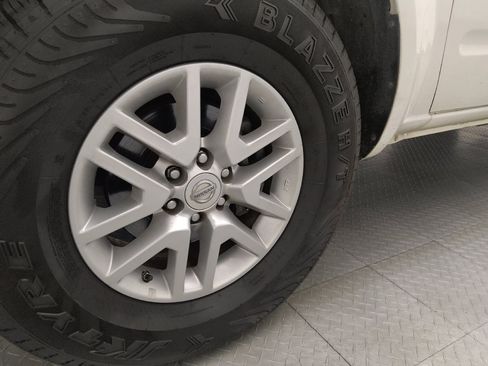 Used 2016 Nissan Frontier SV image 31