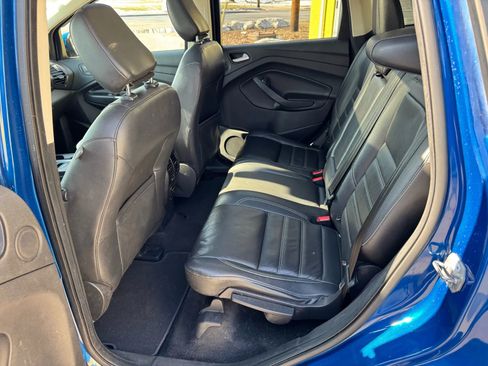 Used 2018 Ford Escape Titanium image 19