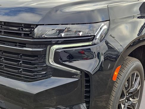 Used 2024 Chevrolet Suburban RST w/ Luxury Package AWD/4WD image 10