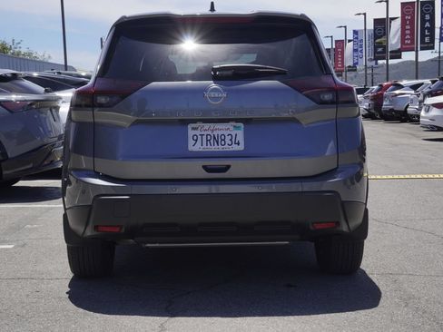 Used 2025 Nissan Rogue S FWD image 5