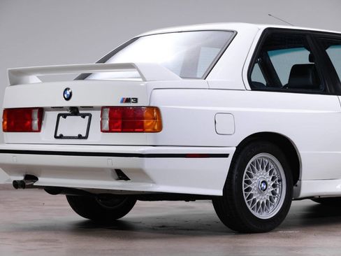 Used 1988 BMW M3 Coupe image 21