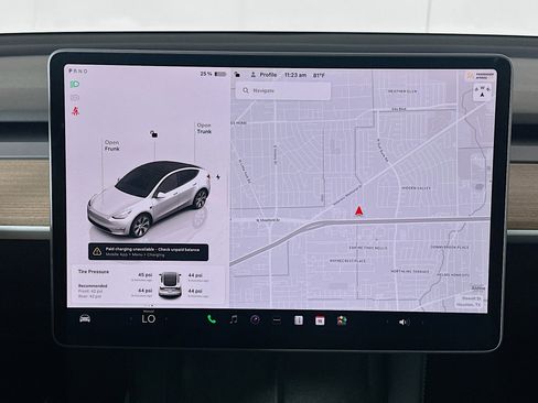 Used 2023 Tesla Model Y Long Range image 19