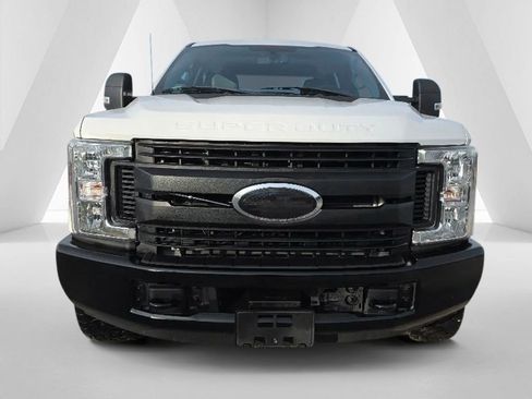 Used 2019 Ford F350 XL w/ Power Equipment Group AWD/4WD image 2