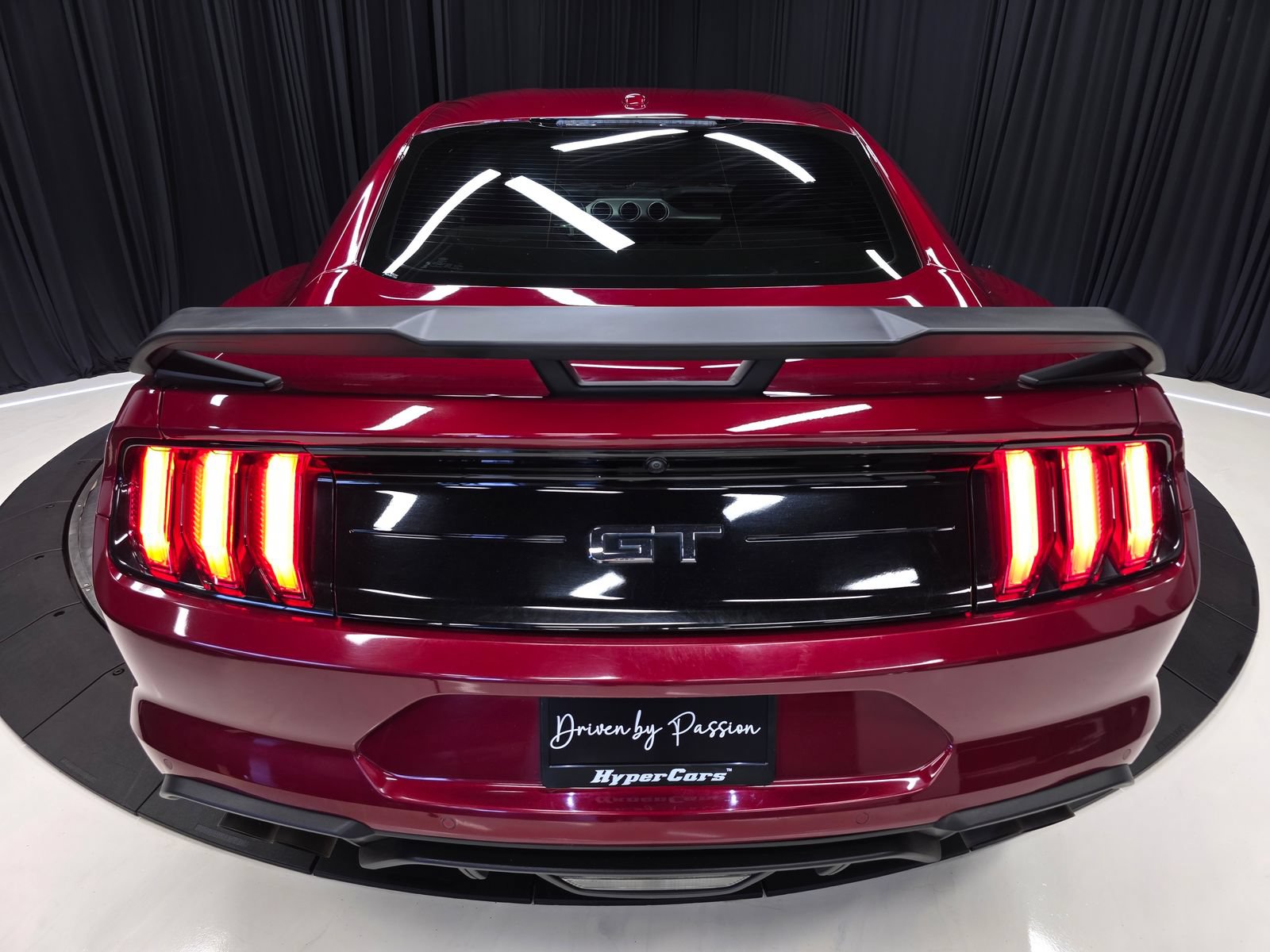 Used 2019 Ford Mustang GT Premium w/ Equipment Group 401A RWD image 46