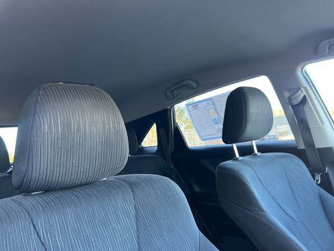 Used 2013 Toyota Venza LE image 17