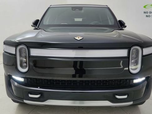 Used 2024 Rivian R1S Adventure AWD/4WD image 19