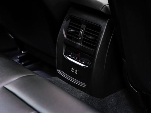 Used 2026 BMW 330i Sedan RWD image 39
