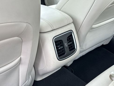 Used 2015 Chrysler 200 C FWD image 14
