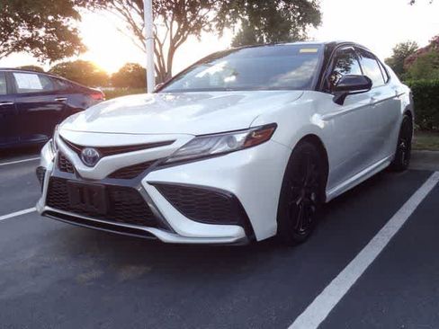 Used 2023 Toyota Camry XSE w/ Cold Weather Package FWD image 1