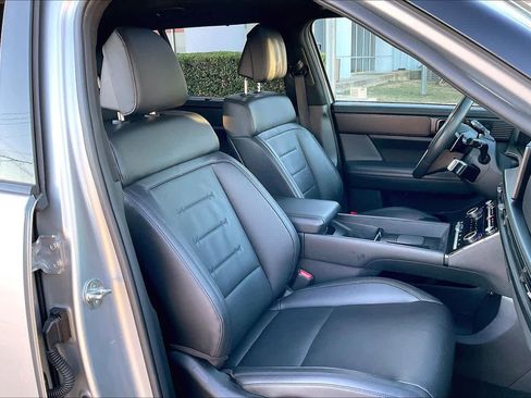 Used 2024 Hyundai Santa Fe Calligraphy image 7