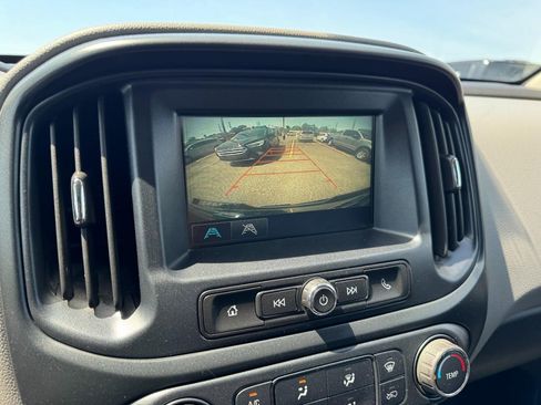 Used 2017 Chevrolet Colorado W/T w/ WT Convenience Package AWD/4WD image 19