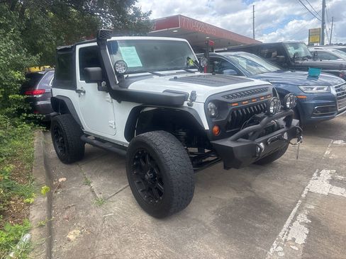 Used 2012 Jeep Wrangler Sport w/ Connectivity Group AWD/4WD image 4