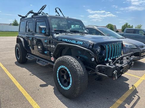 Used 2018 Jeep Wrangler Unlimited Sport S AWD/4WD image 6