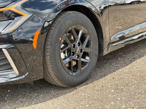 New 2026 Kia K5 LXS FWD image 9