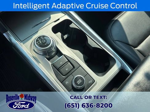 Used 2023 Ford Explorer XLT w/ Equipment Group 202A AWD/4WD image 14