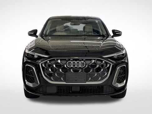 Used 2025 Audi Q5 Premium Plus w/ Premium Plus AWD/4WD image 8
