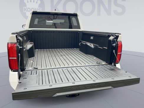 New 2026 Toyota Tacoma SR5 RWD image 20