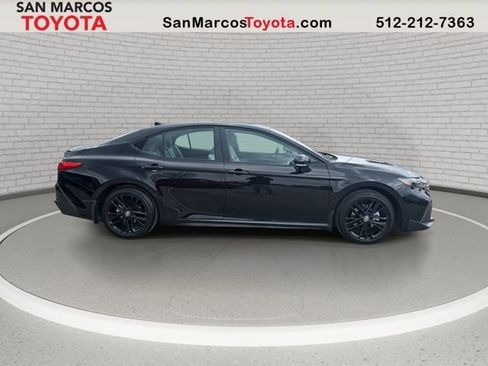 Used 2026 Toyota Camry SE w/ Convenience Package FWD image 5