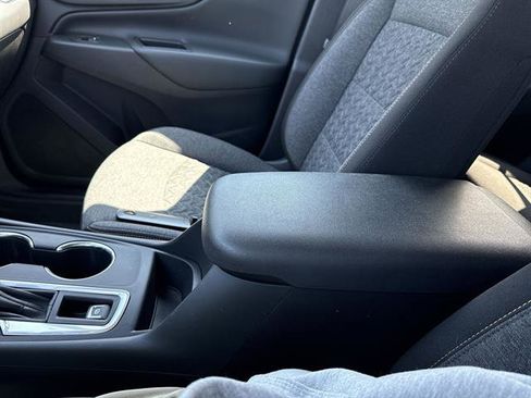 Used 2024 Chevrolet Equinox LT w/ LPO, Floor Liner Package AWD/4WD image 24