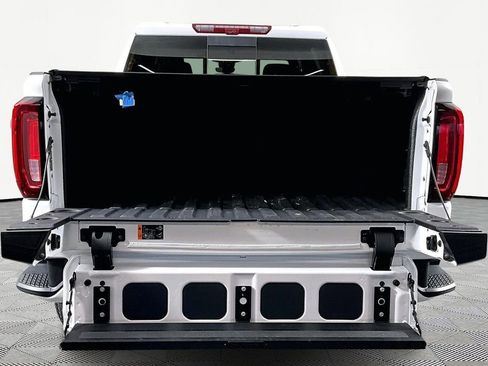 Used 2026 GMC Sierra 1500 AT4 w/ Technology Package image 7