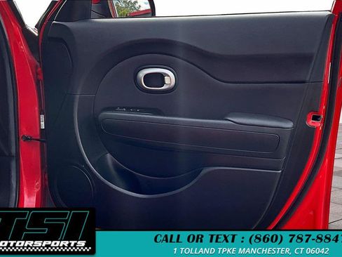Used 2015 Kia Soul + FWD image 24