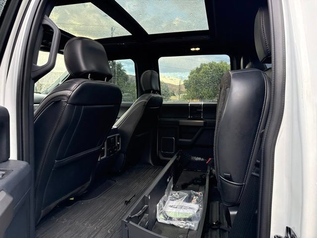 Used 2022 Ford F350 Platinum w/ Tremor Off-Road Package AWD/4WD image 21