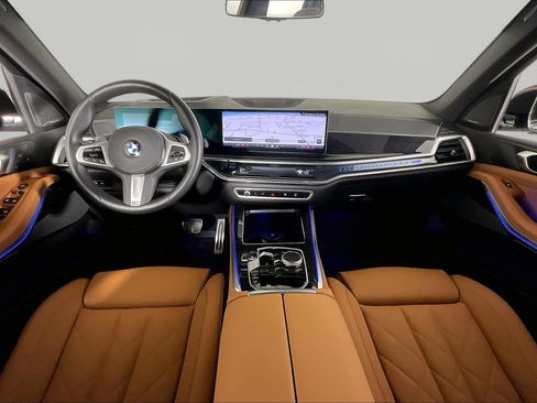Certified 2026 BMW X5 xDrive40i w/ M Sport Package AWD/4WD image 14