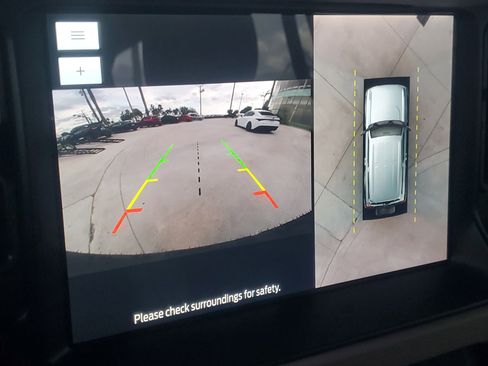 Used 2023 Ford Bronco Wildtrak image 29