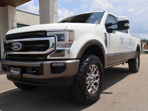 Used 2022 Ford F250 King Ranch w/ King Ranch Ultimate Package AWD/4WD image 2