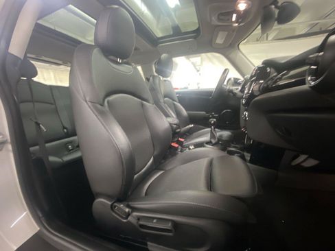 Used 2018 MINI Cooper S FWD image 29