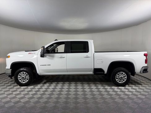Used 2024 Chevrolet Silverado 2500 LT image 10